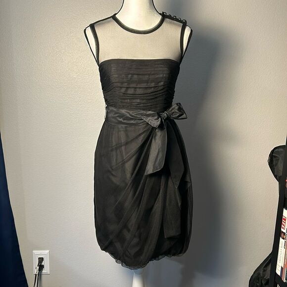 White by Vera Wang Bobbin Net Dress with Illusion Neckline sz S 4 - Picture 2 of 8